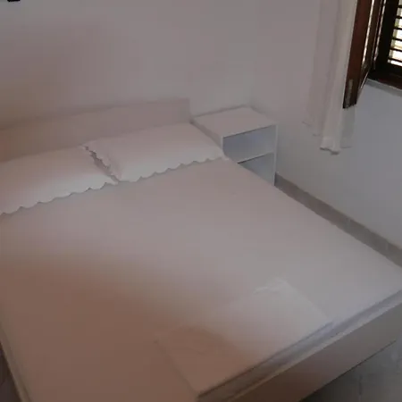 Apartment- Tina