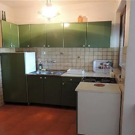Apartment- Tina * Klek